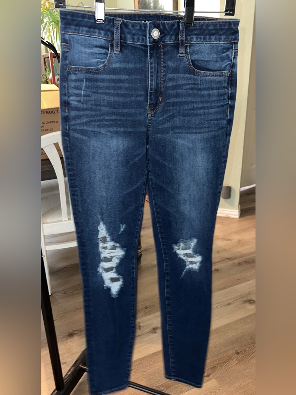 American Eagle Outfitters Dark Blue Ripped Skinny Jeggings (8-long)